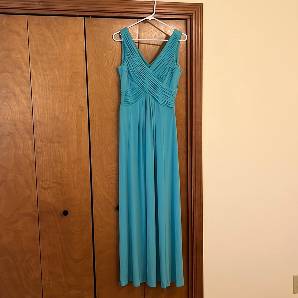 Teal blue Melrose long formal dress. Size 8